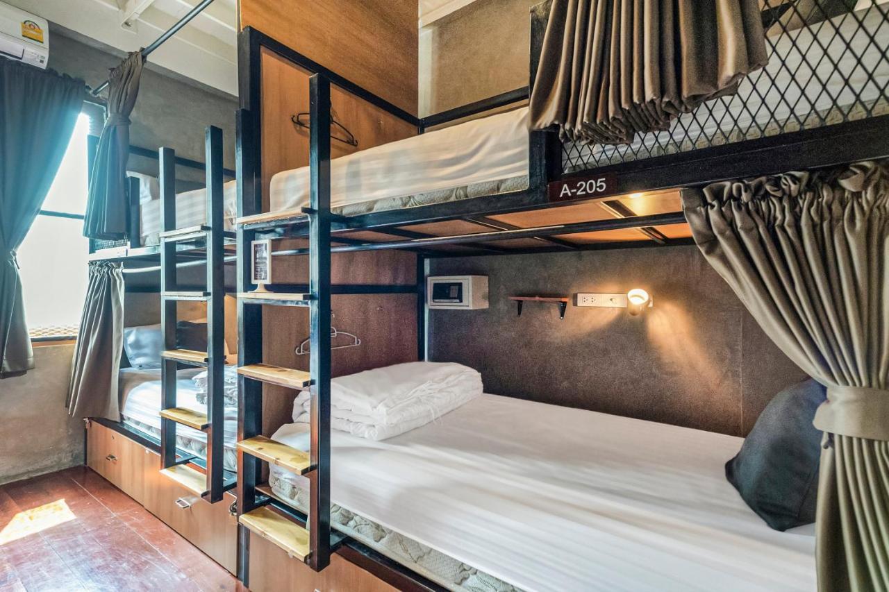 Oyo 685 Am Bed Hostel بانكوك المظهر الخارجي الصورة