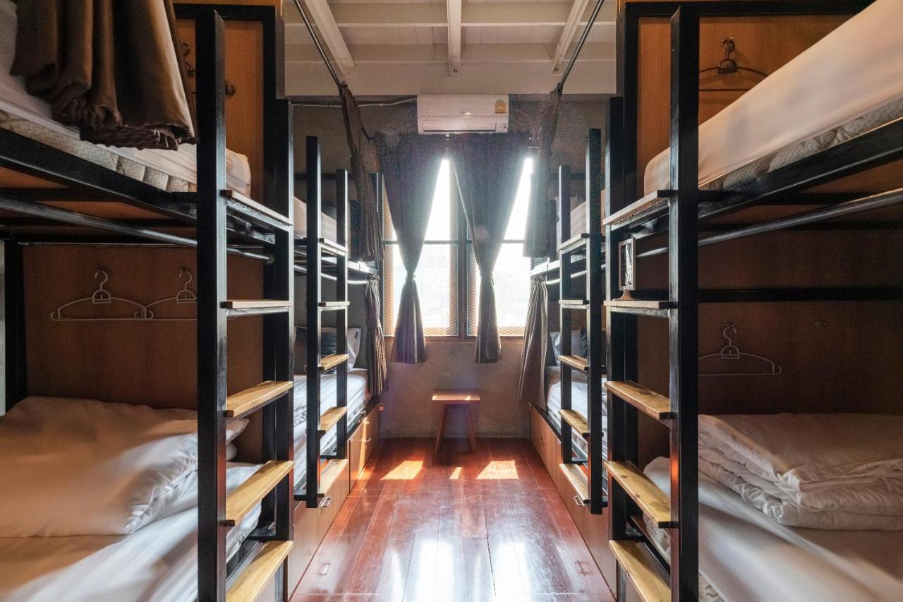 Oyo 685 Am Bed Hostel بانكوك المظهر الخارجي الصورة